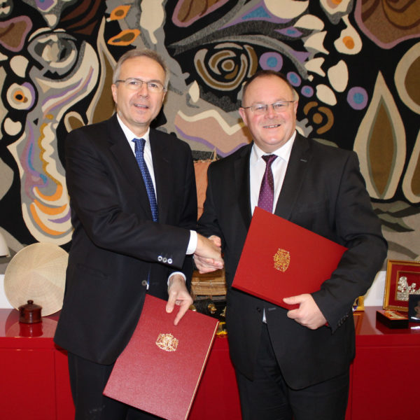 Luxembourg_and_laos_sign_agreement_for_university_cooperation